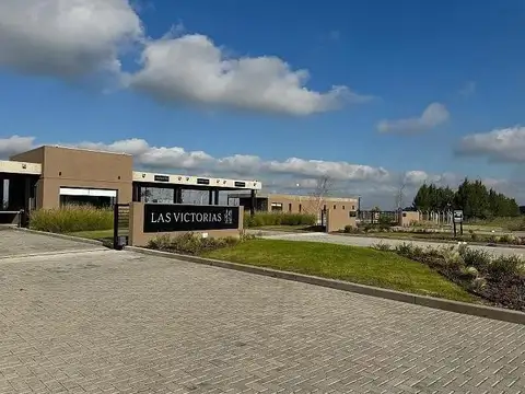 Las Victorias, Barrio Privado. Ruta 52 km 9,5
