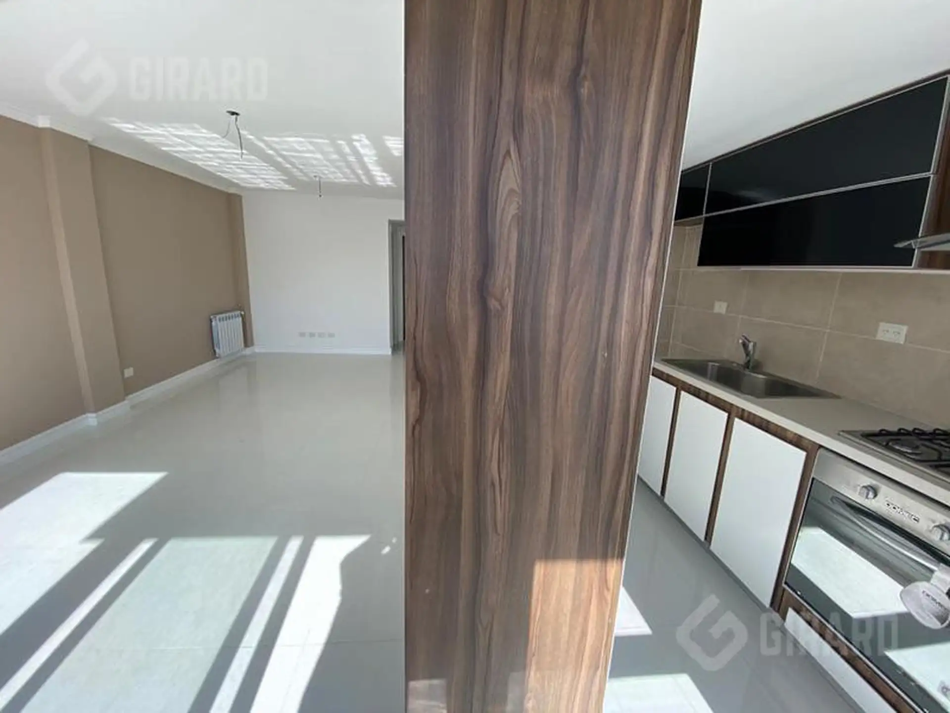 Edificio Damar IX Departamento 2 ambientes a estrenar, en Zona Plaza Mitre