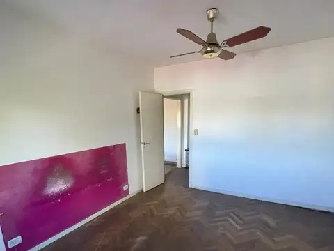 OPORTUNIDAD! Depto en PH sin expensas de 3 amb. Terraza.