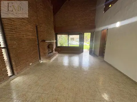 Casa en Alquiler de 3 dormitorios