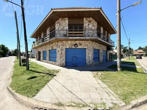 Depto Tipo Casa en Venta de 3 ambientes