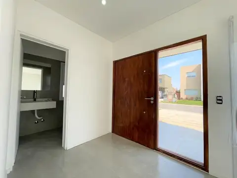 Casa en venta en Vila Marina