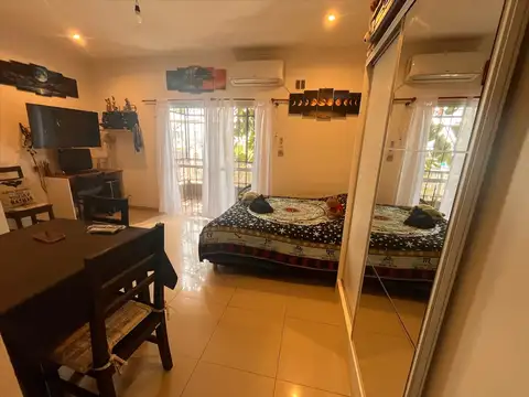 Depto Tipo Casa en Venta en Parque Chacabuco, USD 63.000