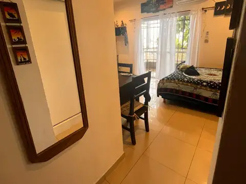 Depto Tipo Casa Monoambiente con 1 baño