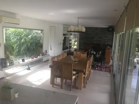 Casa en Venta Country Septiembre Barrio Privado Escobar