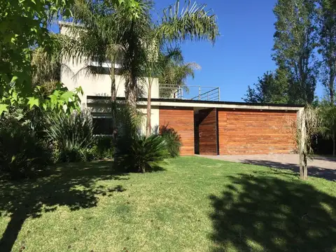 Casa en Venta Country Septiembre Barrio Privado Escobar