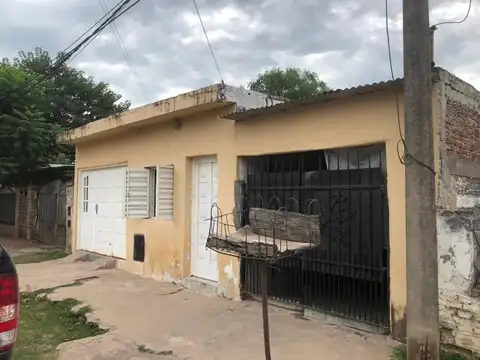 Venta o Permuta | Casa | 3 Dormitorios | Capitán Bermúdez | Barrio Villa Cassini