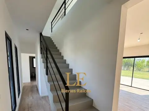 Casa en Venta al Oeste