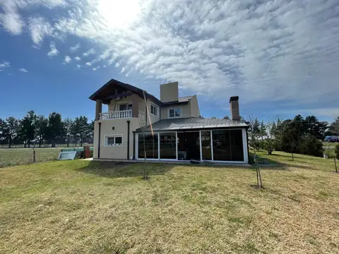 Casa en Venta en Countries y Barrios Cerrados en Ezeiza, USD 250.000
