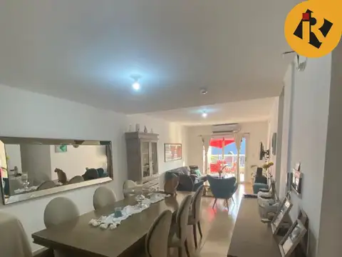 Corrientes 744 , Piso 2