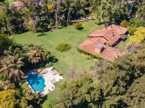 Casa en Alquiler de 5 dormitorios