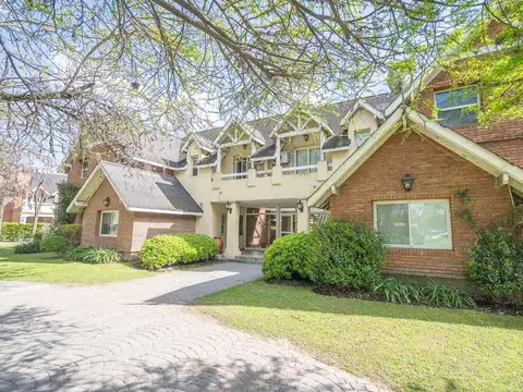 12 de octubre y Chacabuco la Lonja, Ramal Pilar, Panamericana Km 48.5 100