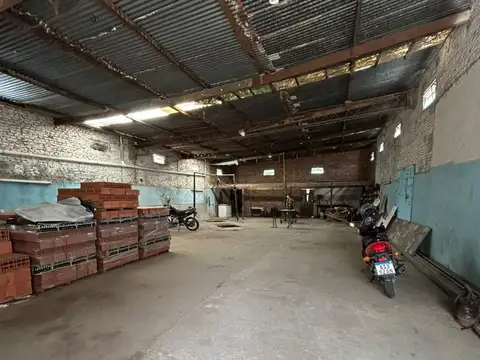 Galpón de 200 m² ubicado en el barrio San Cayetano