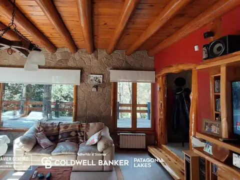 Casa en Venta con 2 cocheras