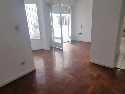 PH 5 Amb con Patio Terraza y Balcon ideal uso comercial  Apto CREDITO