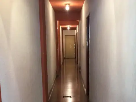 Lavalleja 1100, Piso 1