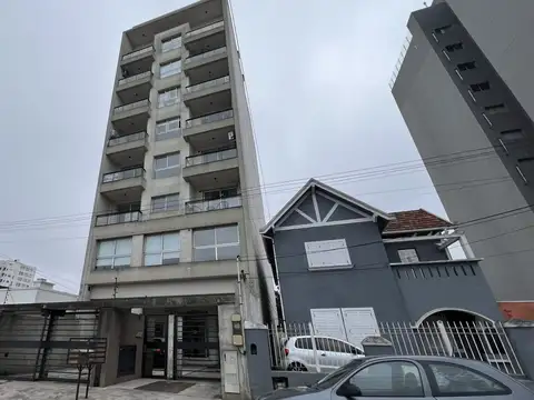 Departamento - Venta - Argentina, Berazategui - 10 4600