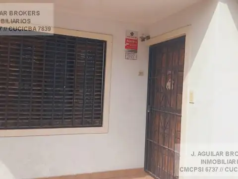 Casa 4 ambientes con 1 baño