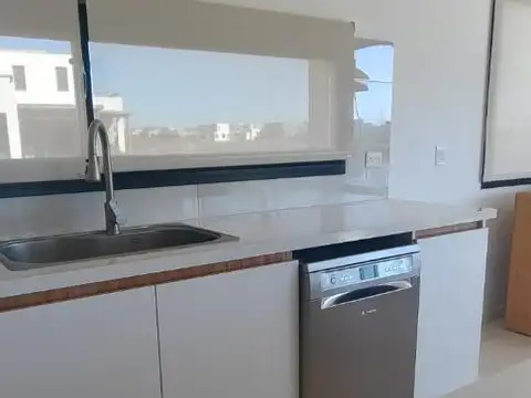 Casa en Alquiler al Noroeste