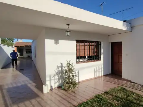 CASA 3 DORMITORIOS Y DEPARTAMENTO 2 DORMITORIOS ALTA GRACIA