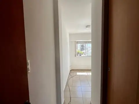 Departamento en Alquiler en Echesortu, $ 420.000