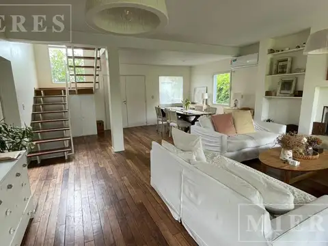 Casa en alquiler de verano en El Jacarandá!