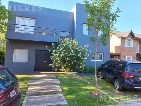Casa en alquiler de verano en El Jacarandá!