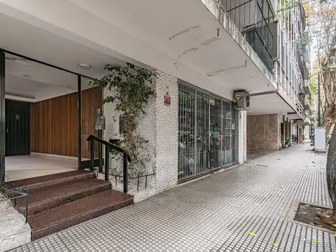 Laprida 1900, Piso PB