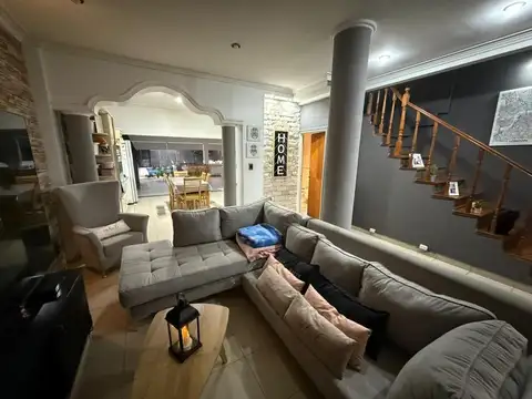 Casa en Venta de 5 dormitorios