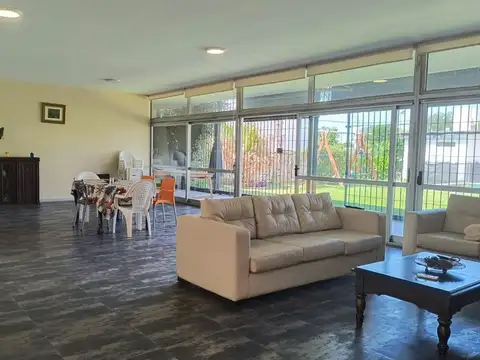 CASA EN VENTA 1 /2 DORMITORIOS ACEQUIAS DEL AIRE