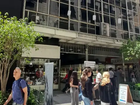 Oficinas en venta en Floria y Corrientes