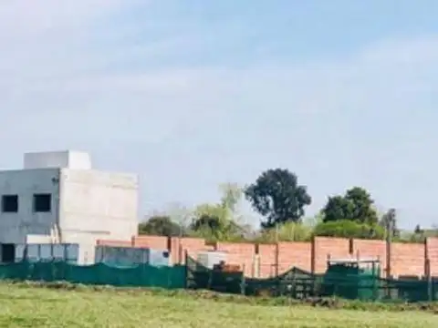 Terreno  en Venta Barrio Cerrado  Solar De Alvarez
