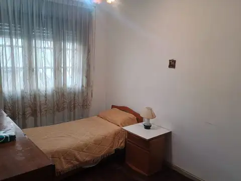 Depto Tipo Casa en Alquiler de 2 dormitorios