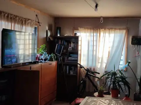 CASA 3 AMBIENTE VENTA BARRIO SANTA ANA GLEW