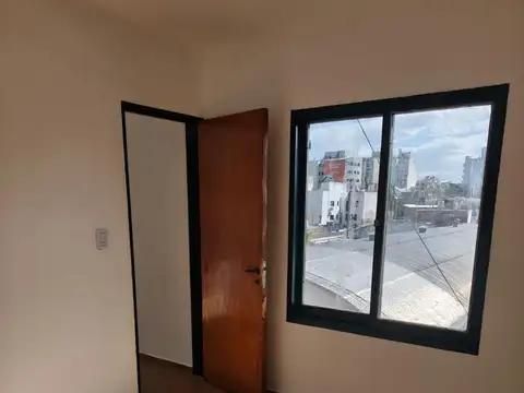Departamento en Venta en Alberdi, USD 31.000