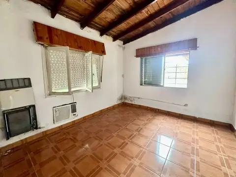 VENTA CASA S.A.GILES 3 amb GRAN PARQUE