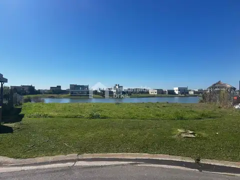 Terreno en Venta de 1030,0 m2