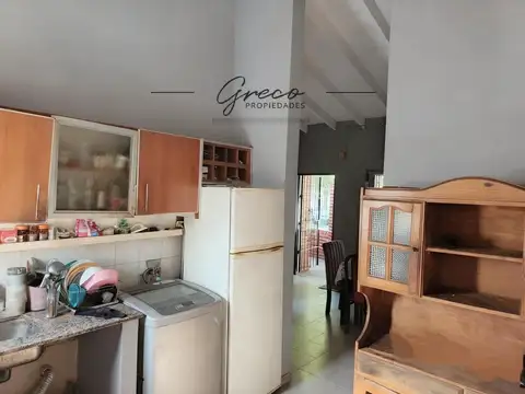 Casa 4 ambientes con 1 baño