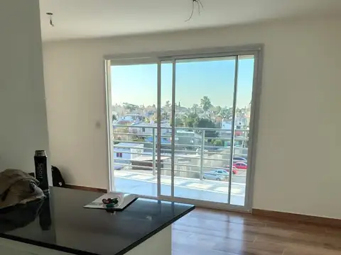 Departamento en venta - 2 Dormitorios 1 Baño - Moreno