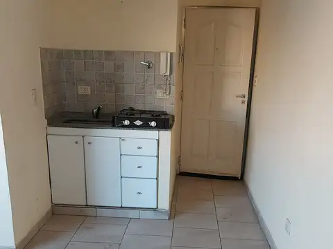 Presidente Domingo Faustino Sarmiento 400, Piso 1