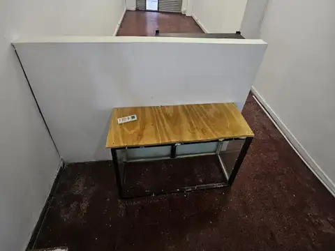 Marcelo Torcuato De Alvear 2400, Piso LOC