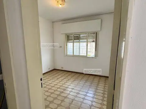 Depto Tipo Casa en Venta 40 años