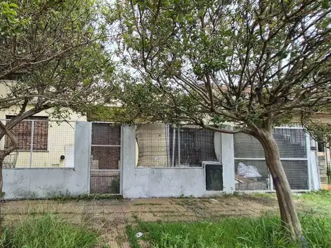 VENTA LOTE 10 x 20 CASTELAR NORTE