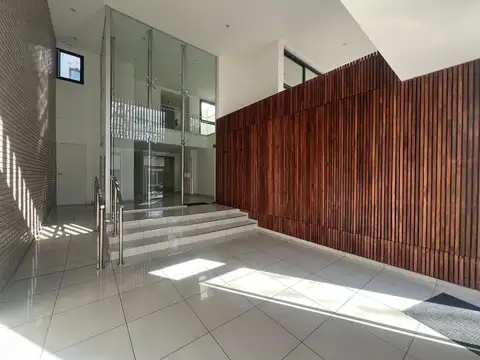 12 e/ 37 y 38 n 277 Piso 1 Dpto B