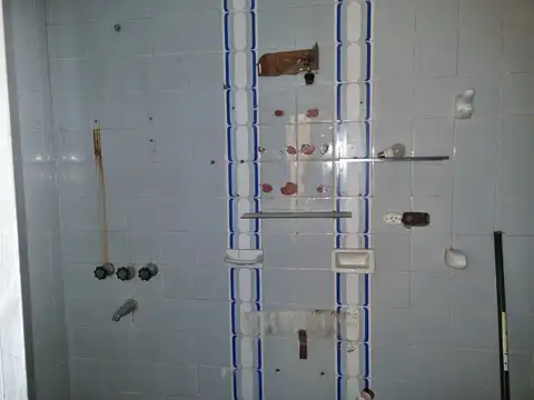 Casa con terreno Viamonte 6000