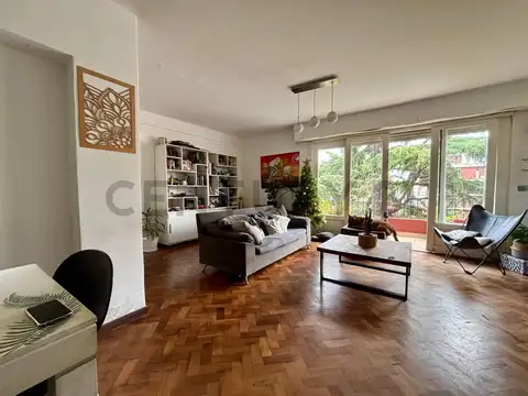 Departamento 5 ambientes con 2 baños