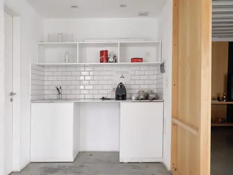 Oficina 3 ambientes con 2 baños