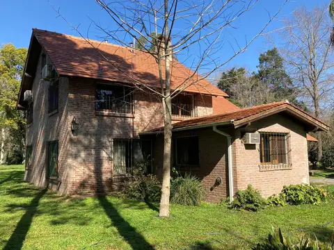 Casa en Venta en Barrio El Cazador, USD 180.000