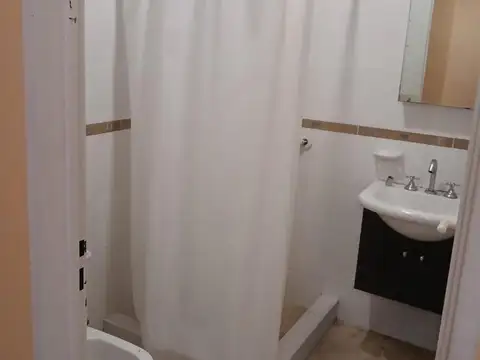Depto Tipo Casa en Alquiler en Olivos Maipu/Uzal, $ 700.000