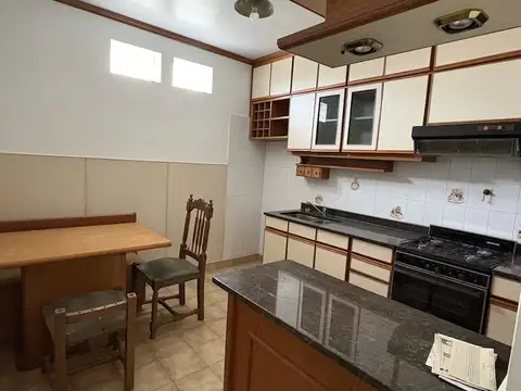 Departamento en Venta en Vicente López Vías / Maipú, USD 198.000